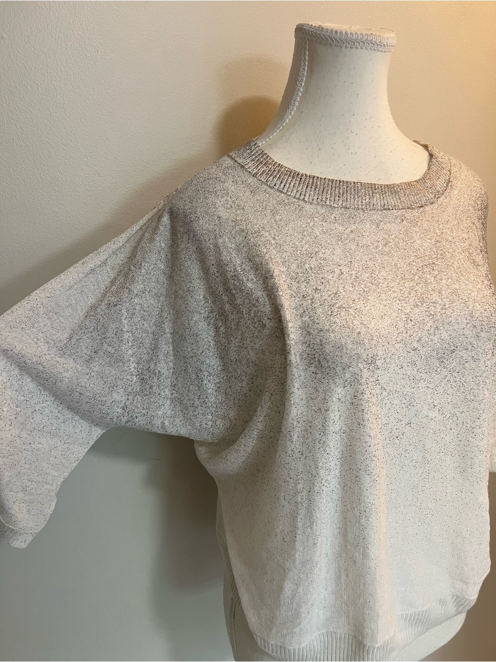 Club Monaco Cream and Gray Speckled Knit Sweater
